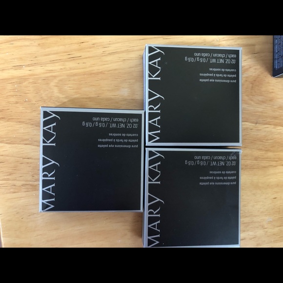 Mary Kay Pure Dimensions Eye Palette - Picture 8 of 8